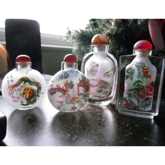 Reverse Painted Glass Snuff Bottles Vintage Asian Art with Stoppers Lot of 4 - Picture 2 of 12